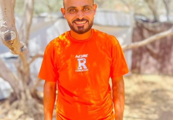 الشهيد إبراهيم(بكر) محمد كوارع والذي ارتقى بنيران الجيش الإسرائيلي في منطقة قيزان النجار جنوبي خانيونس.jpg