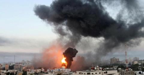الجيش الاسرائيلي يعلن استهداف "موقعيْن" شمال قطاع غزة