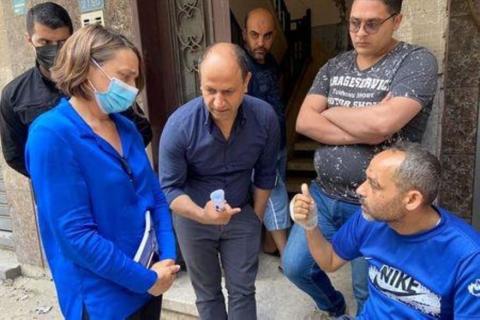 لين هاستينجز، منسقة الأمم المتحدة للشؤون الإنسانية في الأراضي الفلسطينية، أثناء زيارة لمدينة غزة