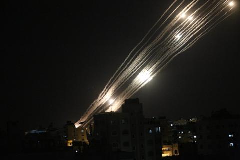 صواريخ (3)