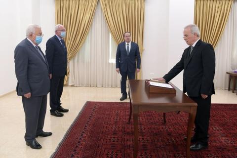 سمير الرفاعي يؤدي اليمين القانونية أمام الرئيس سفيرا لدى سوريا.JPG