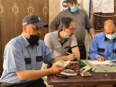  شراب ينجح في الوصول لــ 1000 غارماً متعثراً وينهي أوامر حبسهم