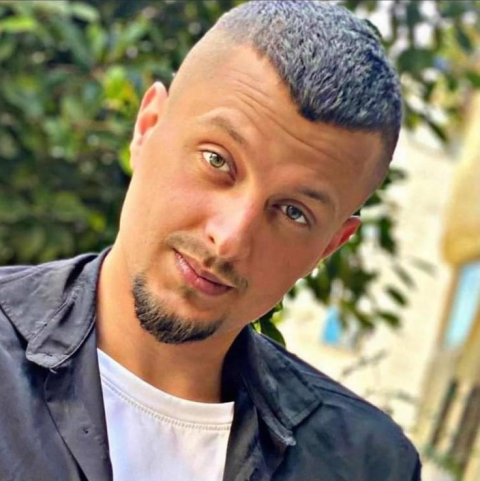  الشاب أحمد عبده 