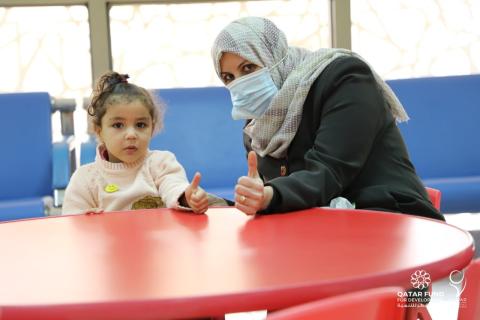 أُمُ سما: "كل يوم أستمع فيه إلى صوت طفلتي بمثابة حياة جديدة لنا"