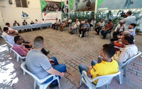 حلقة نقاش بعنوان "انعكاسات الأوضاع الاقتصادية الراهنة على الطلبة الجامعيين" 