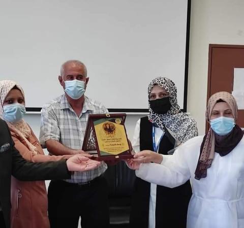 مراسيم تسليم إدراة عيادة الوكالة بالمغازي الدكتورة اسمهان شومان مديراً للعيادة