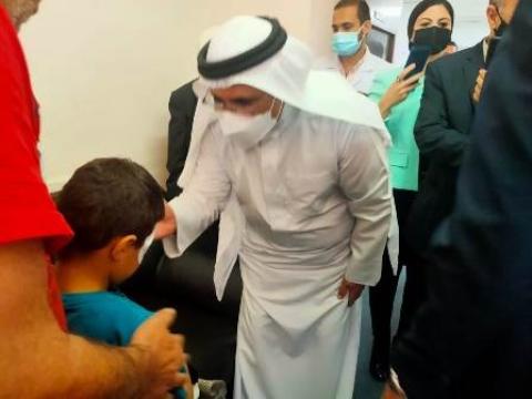 رئيس البرلمان العربي والوفدالمرافق له يطمئنون على الجرحى والمصابين الفلسطينيين