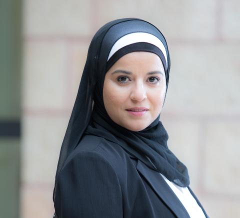 فوز السيدة صفاء يونس من يافا بجائزة "مبادِرة العام"