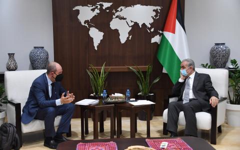 السلطة الفلسطينية تسلم هادي عمرو وثيقة “إجراءات بناء الثقة”