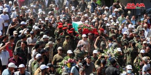 بالفيديو والصور تشييع جثمان أحمد جبريل إلى مثواه الأخير