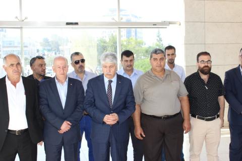  النضال الشعبي تطلق باكورة احتفالاتها بالانطلاقة 54 بزيارة اضرحة شهداء الثورة والجبهة