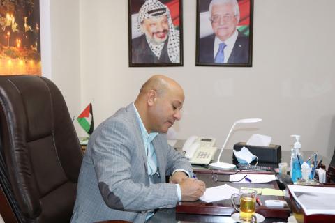 د. احمد ابو هولي