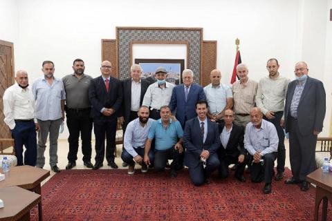 الرئيس يستقبل وفدا من أهالي القدس