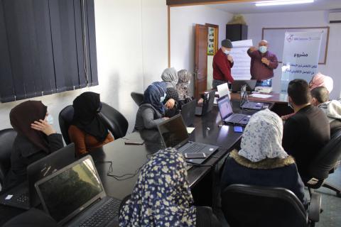  المستقبل للصم الكبار تختتم مشروع تعزيز التواصل الالكتروني الفعال لدى الصم