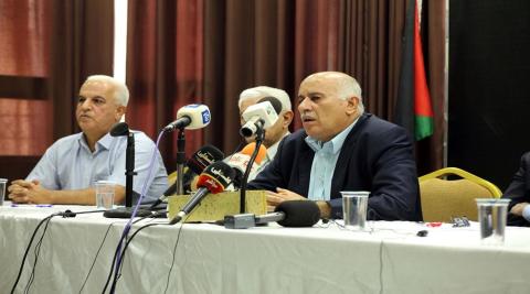مؤتمر صحفي لمحافظ الخليل ورئيس اللجنة المكلفة بحل الخلاف بين عائلتي الجعبري والعويوي