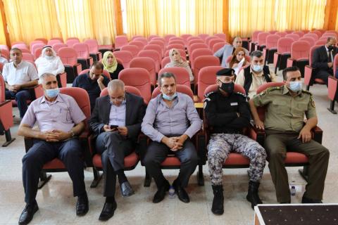 قلقيلية: لقاء حواري يناقش قضايا تتعلق بالسلم الاهلي وقضايا تهم المجتمع