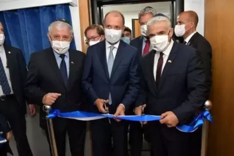 وزير الخارجية الإسرائيلي يائير لابيد يفتتح السفارة الإسرائيلية في الرباط يوم الخميس