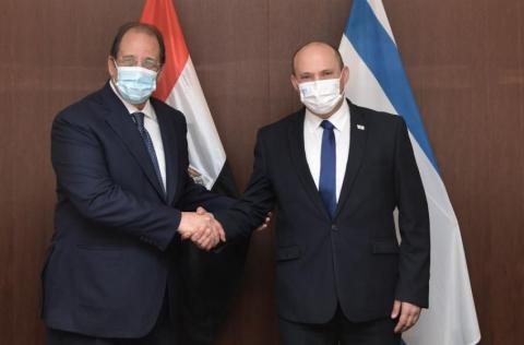 بينت يجتمع بوزير المخابرات المصري