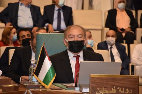 وزير الاقتصاد الوطني خالد العسيلي