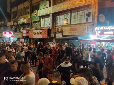 مسيرات في جنين بعد أنباء غير مؤكدة حول نقل الأسير زكريا الزبيدي إلى أحد المستشفيات بعد تدهور حالته 2