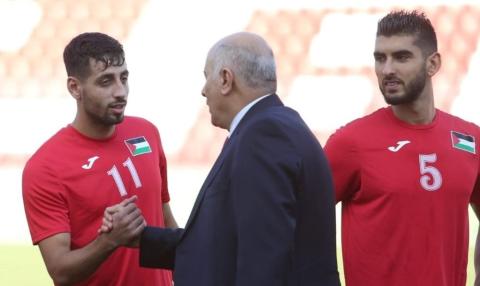 الرجوب يتمنى التوفيق للدباغ في مسيرته الاحترافية