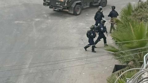مواجهات بين الشبان وقوات الاحتلال في بلدة بيت أمر شمال الخليل