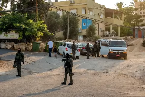 عمليات خاصة لشرطة الحدود الإسرائيلية في قرية الناعورة