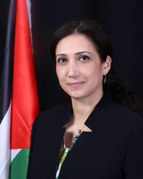 علا عوض