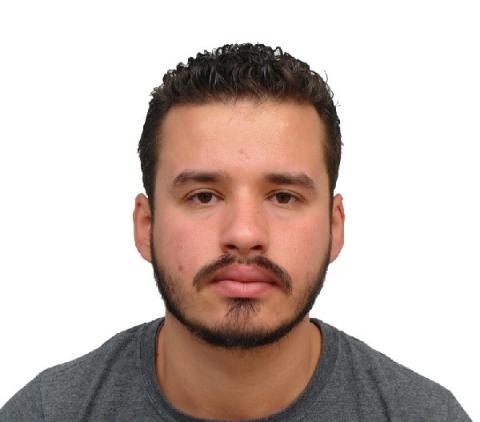 زكرياء قفايفية