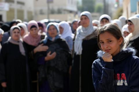 طوباس - تشييع ووداع جثمان الشهيد صدام بني عودة (26 عاما) لمثواه الاخير في بلدة طمون