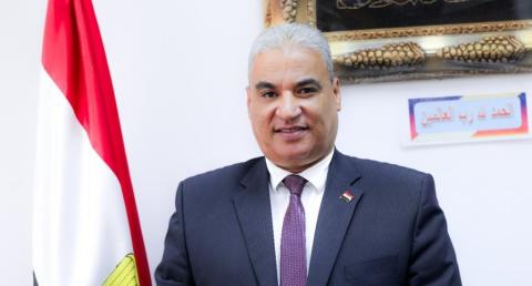 عادل السعدني