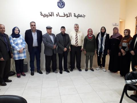 وفد التجمع الفلسطيني للوطن و الشتات يقدم وجبات غذائية لمركز الوفاء لرعاية المسنين
