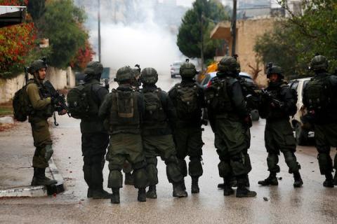  المواطنون الفلسطينيون يتصدون لاعتداءات المستوطنين الإسرائيليين في قرية برقة قرب مدينة نابلس