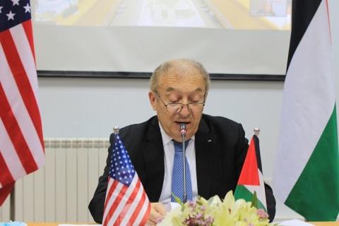 وزير الاقتصاد الوطني خالد العسيلي