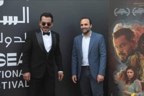 منذر رياحنة يخطف الأنظار بمهرجان البحر الأحمر السينمائي بالسعودية