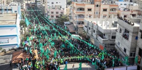 حماس تنظم مسيرة حاشدة شمال القطاع في ذكرى انطلاقتها الـ 34
