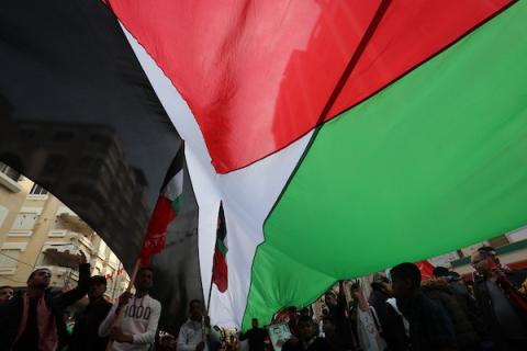  أنصار الجبهة الشعبية لتحرير فلسطين يشاركون في مسيرة بمناسبة الذكرى 54 لتأسيسها في مدينة غزة