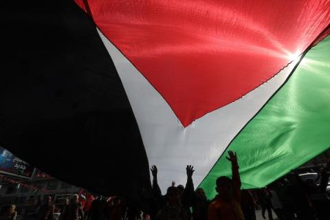  أنصار الجبهة الشعبية لتحرير فلسطين يشاركون في مسيرة بمناسبة الذكرى 54 لتأسيسها في مدينة غزة