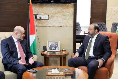 النائب العام وقاضي قضاة فلسطين