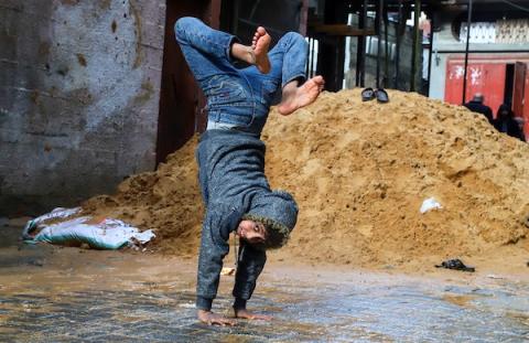  أجواء المنخفض الجوي في مخيم جباليا للاجئين شمال قطاع غزة