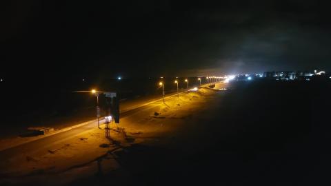 إنارة جسر وادي غزة البحري ومنحدر النويري 11