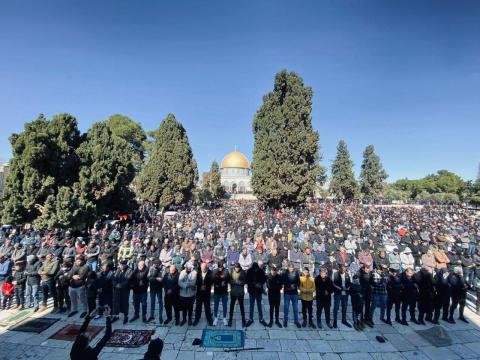 صلاة الجمعة في رحاب المسجد الأقصى