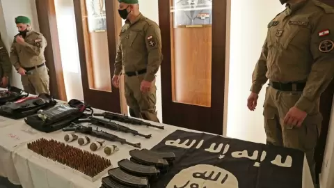لبنان يحبط ثلاثة هجمات خططت لها شبكة مرتبطة بتنظيم الدولة الإسلامية