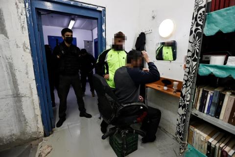 الاسرى 22