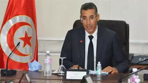وزير الداخلية التونسي توفيق شرف الدين.webp