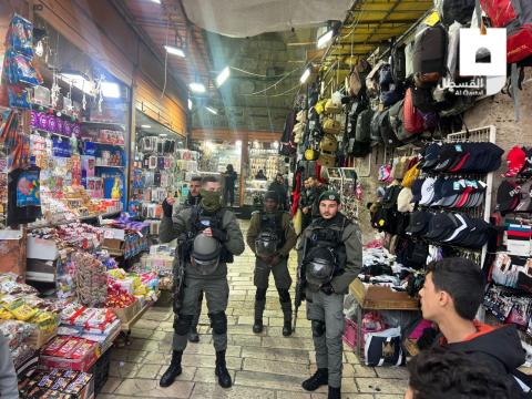 قوات الاحتلال تغلق باب العامود في القدس وتمنع الأهالي من التنقل