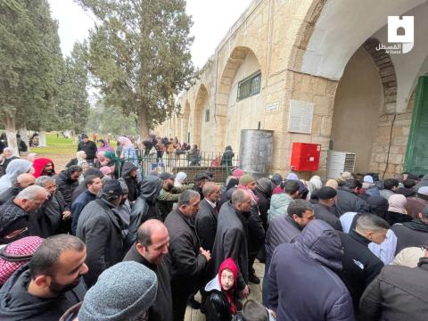 صلاة الجمعة في المسجد الأقصى المبارك 1.jpg