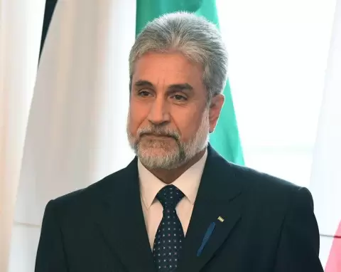 سفير دولة فلسطين لدى بولندا محمود خليفة.webp