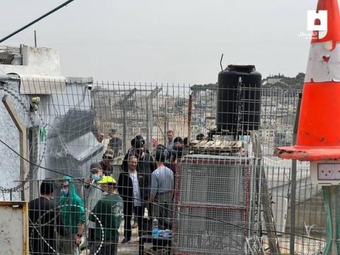 من محيط المنزل الذي استولي عليه من قبل المستوطنين في بلدة سلوان جنوب المسجد الأقصى.jpg
