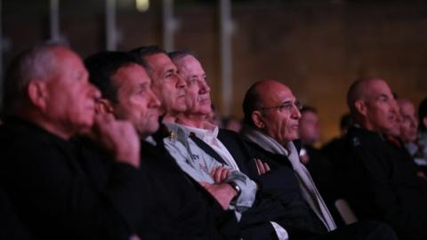 حفل لقيادة أركان الجيش الإسرائيلي بمناسبة الذكرى العشرين لعملية  لسور الواقي”.jpeg